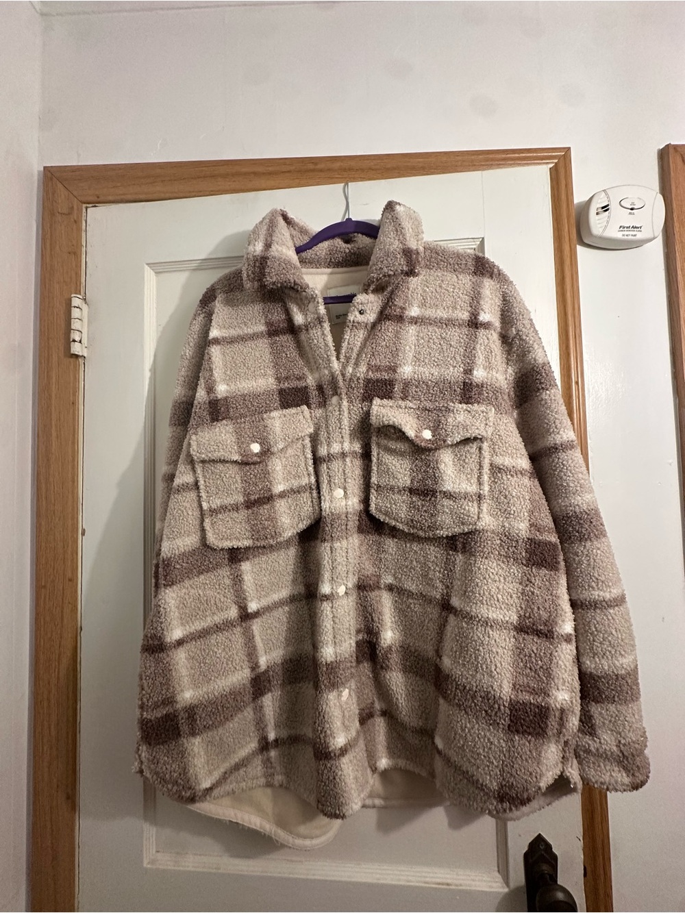 Abercrombie Cozy Plaid Sherpa Shacket - Taupe & Cream
